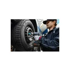 Bosch Akku-Drehschlagschrauber GDS 18V-300, Im Karton