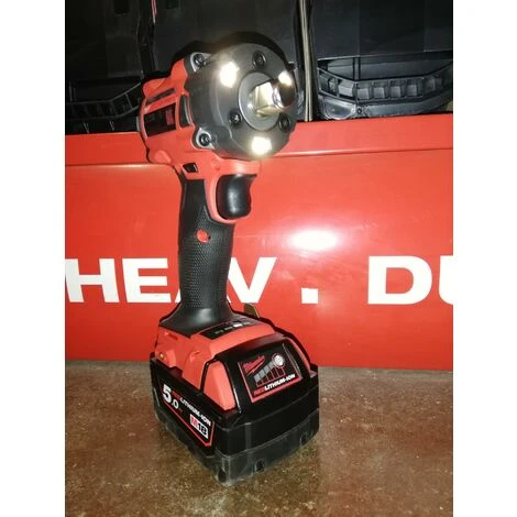 Milwaukee M18FIW2F12-502X Akku Schlagschrauber 1/2" Mit 2x M18B5 Li-Ion-Akku Und Schnelllader 7 Milwaukee M18FIW2F12-502X Akku Schlagschrauber 1/2" Mit 2x M18B5 Li-Ion-Akku Und Schnelllader – Bild 5