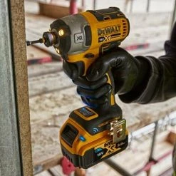 DeWALT DCF888NT Akku Schlagschrauber 3-Gang Bürstenlos TOOLCONNECT 18V 1/4" Innensechskant TStak Koffer